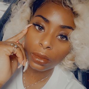 Meet your Posher, Laforteké